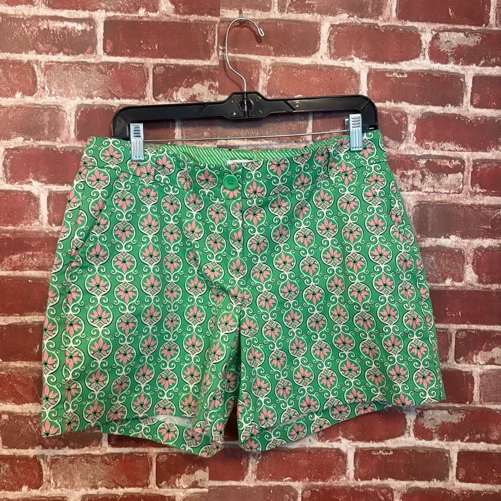 Crown & Ivy Green and Pink Patterned Women's Shorts